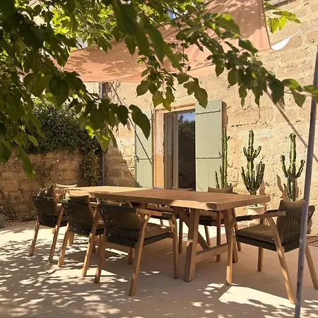 Magnifique Mas Au Coeur Village Ancien 5 Min Uzes Saint-Quentin-la-Poterie